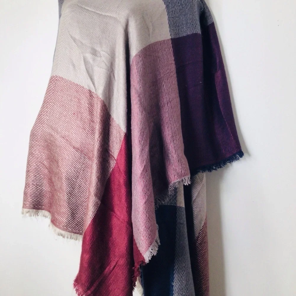 Scarf women Elegant Multicolor Throw Blanket